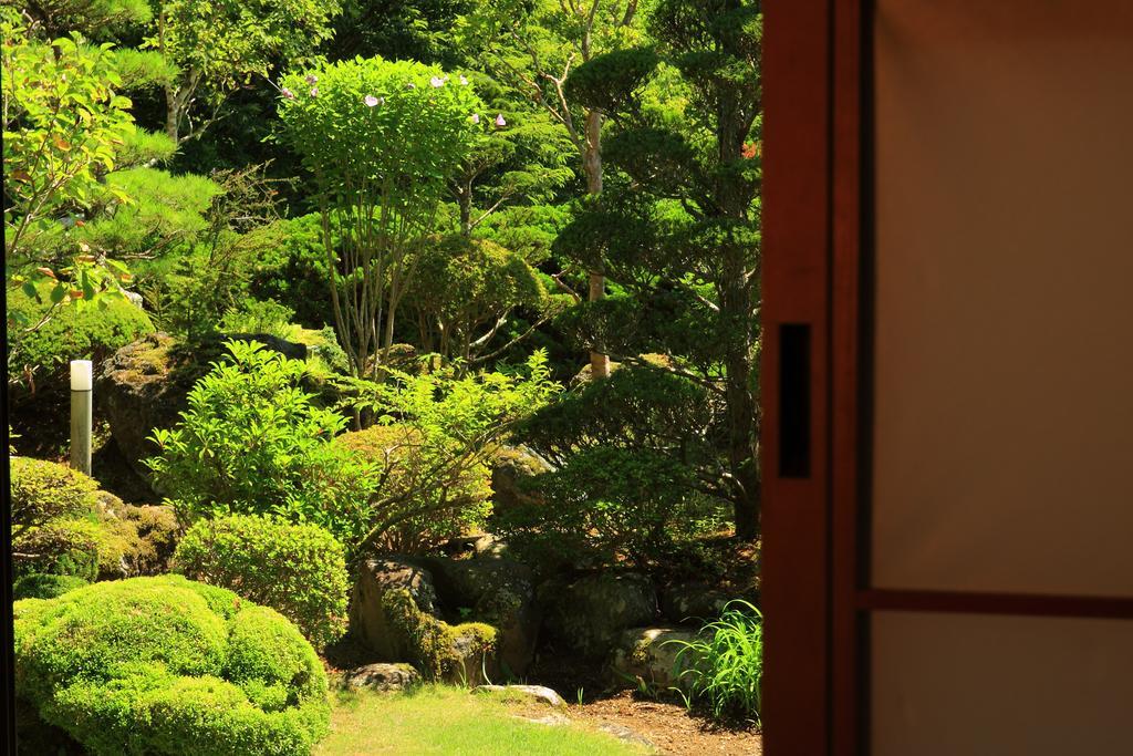 Yabukiso Hotel Yamanakako Exterior photo